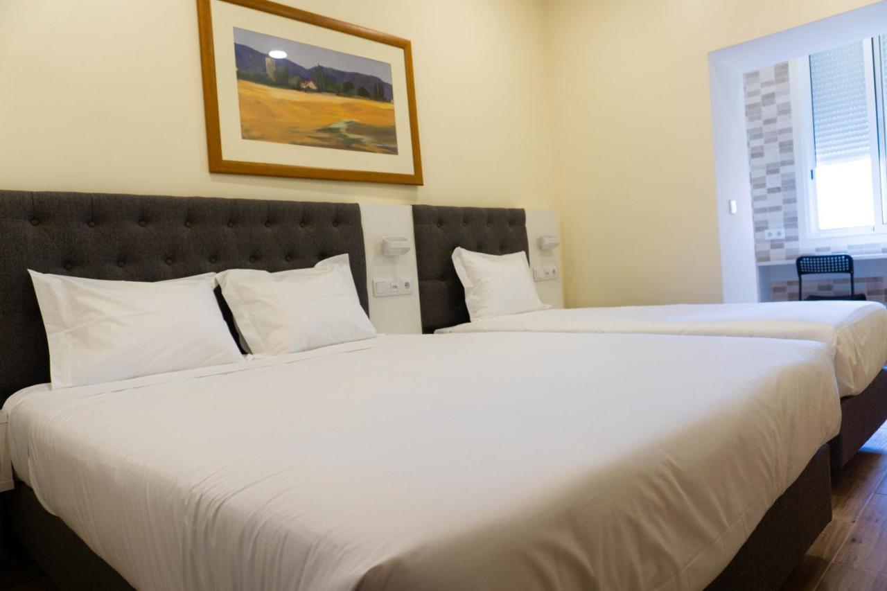 Residencial Do Areeiro Hotel Lisbon Bagian luar foto
