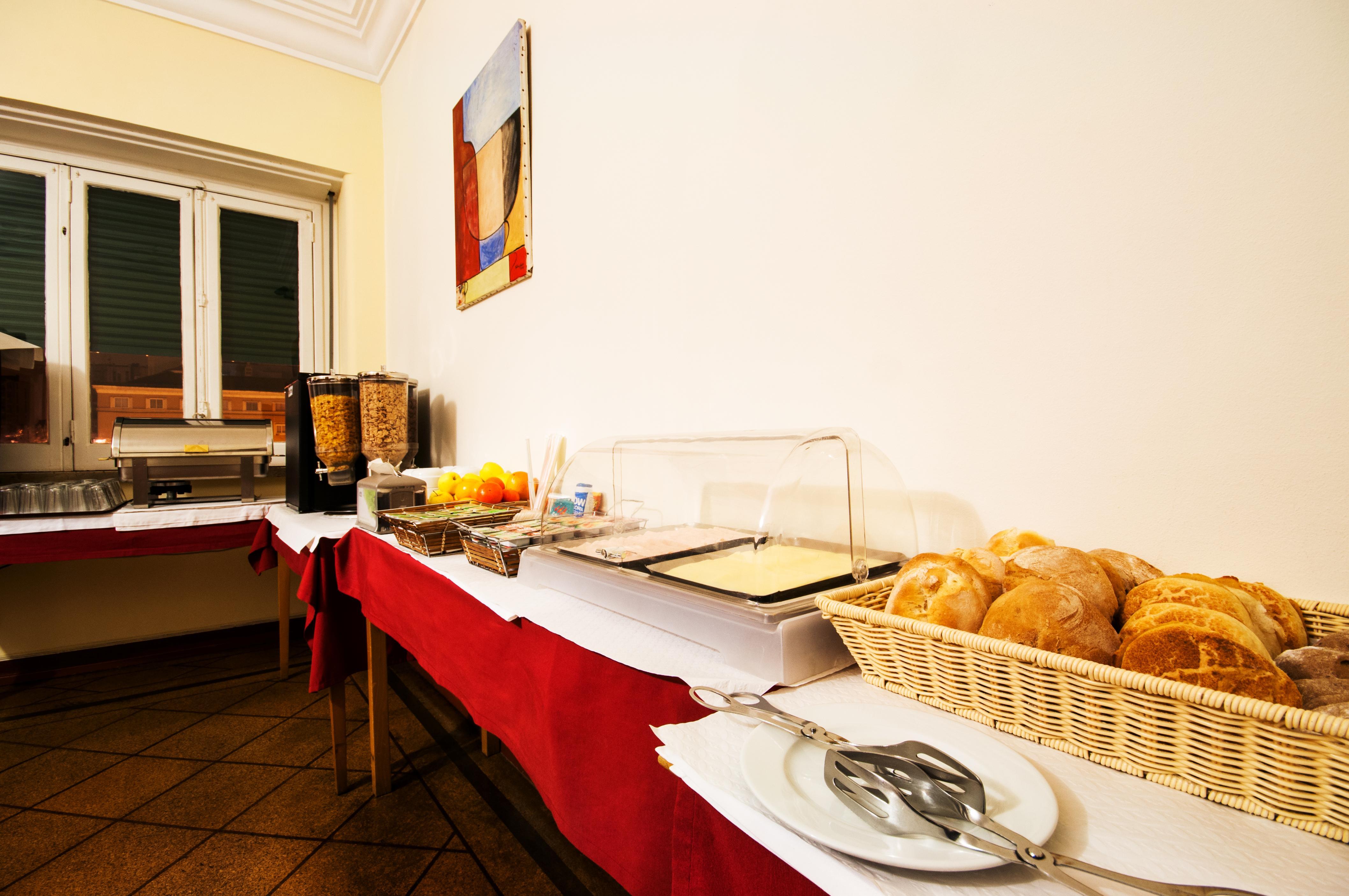 Residencial Do Areeiro Hotel Lisbon Bagian luar foto