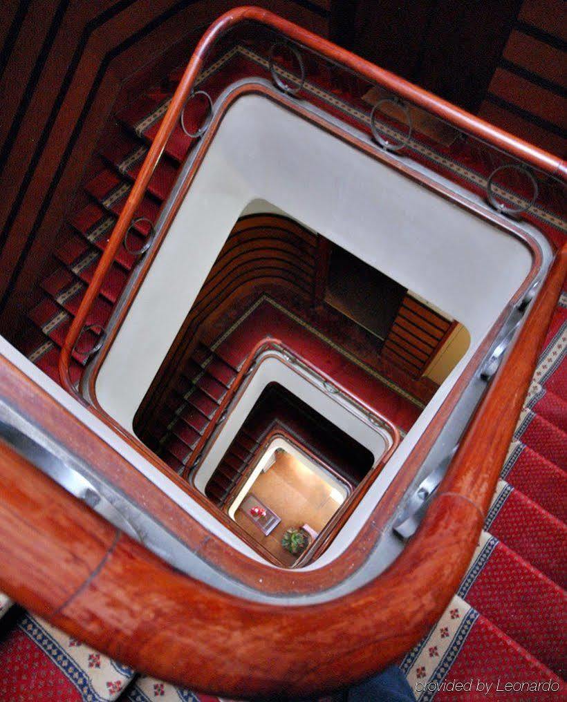 Residencial Do Areeiro Hotel Lisbon Bagian luar foto